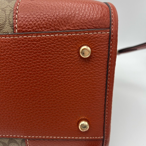 Coach Brown and Tan Signature Handbag - Picture 6 of 9